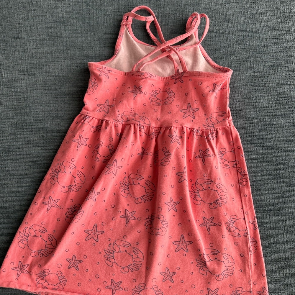 Vineyard vines coral dress with crabs and starfish in 4T